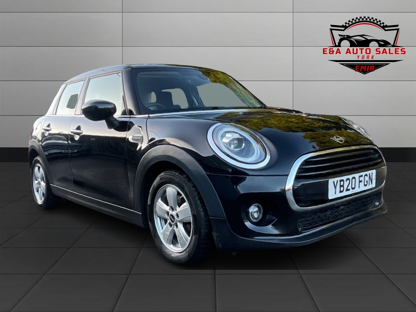 Used MINI Hatch 2020 for sale - 76687158: Photo 1