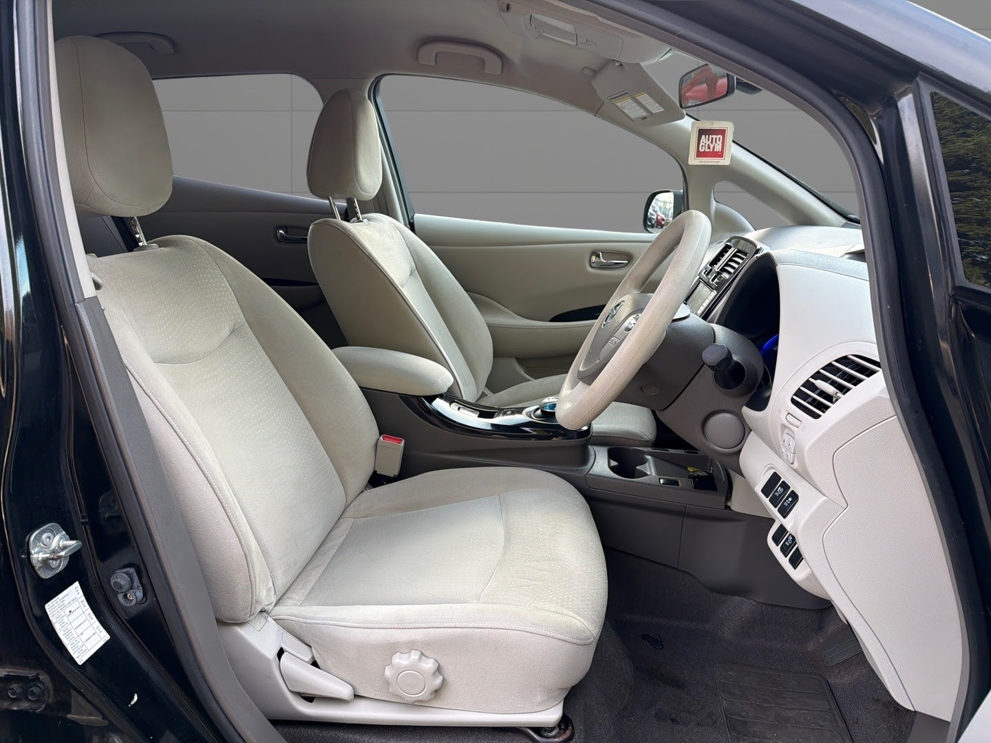 Used Nissan Leaf 2012 for sale - 77140708: Photo 11