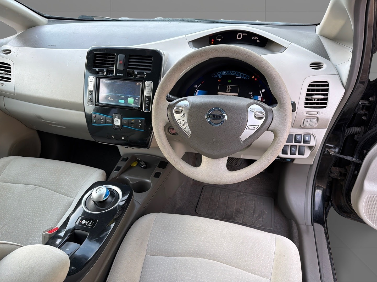 Used Nissan Leaf 2012 for sale - 77140708: Photo 9