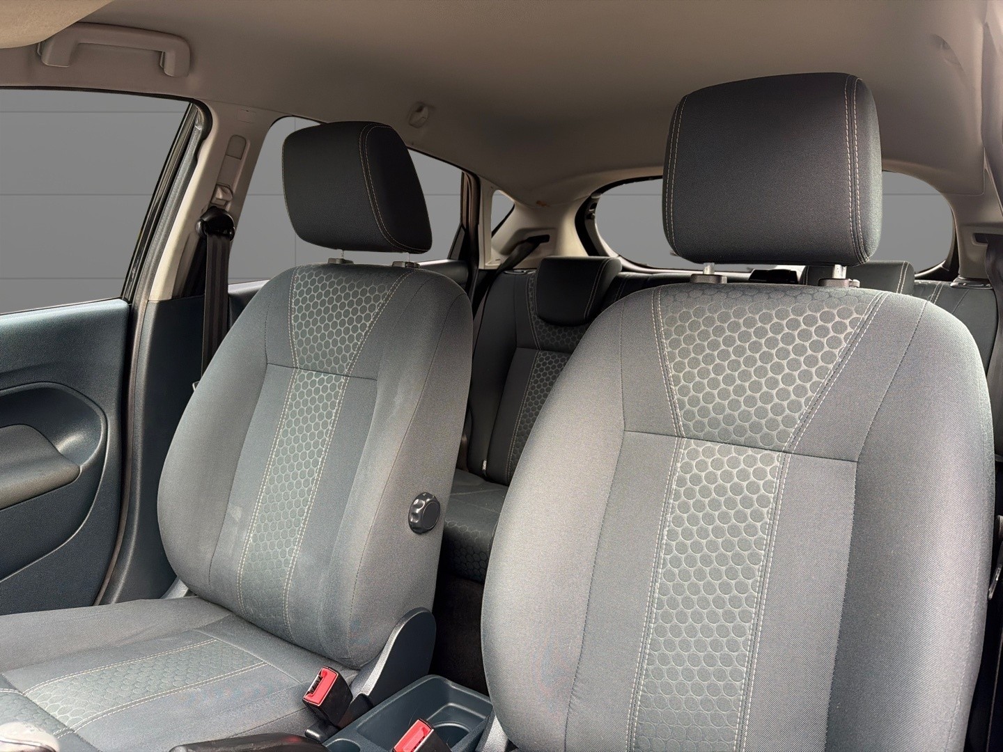 Used Ford Fiesta 2012 for sale - 77207538: Photo 13