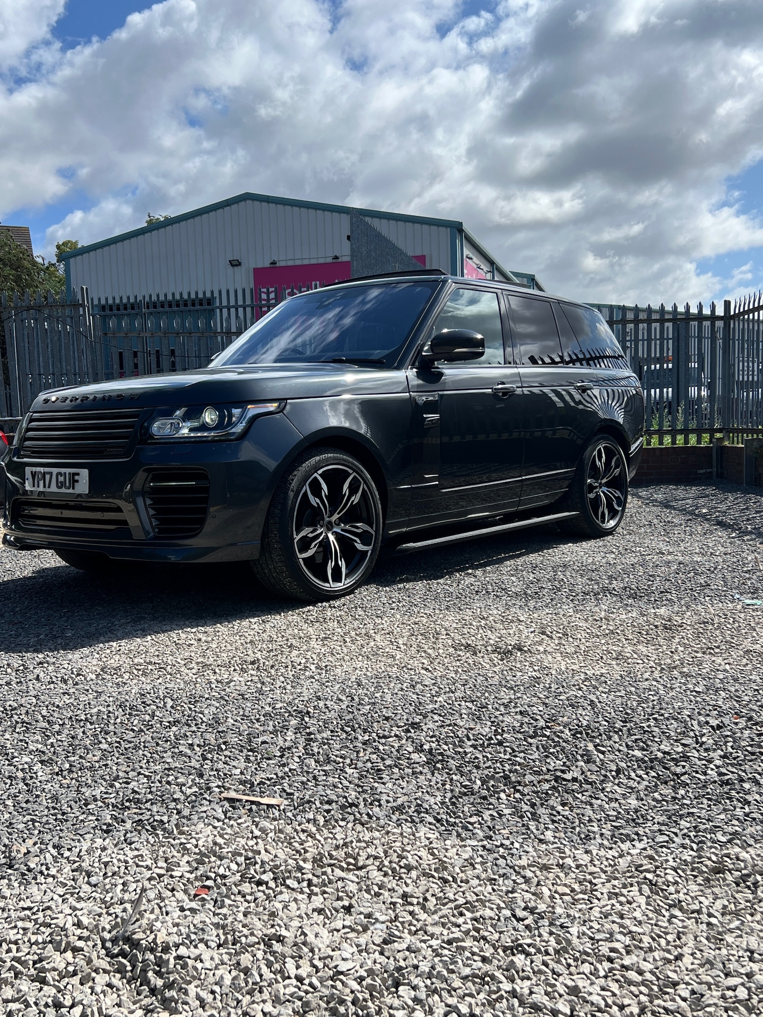 Used Land Rover Range Rover 2017 for sale - 75481963: Photo 3