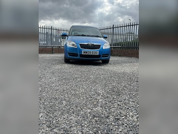 2009 - 1.4 TDI Pure Drive SE 5-Door