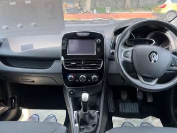 Used Renault Clio 2017 for sale - 74902915: Photo