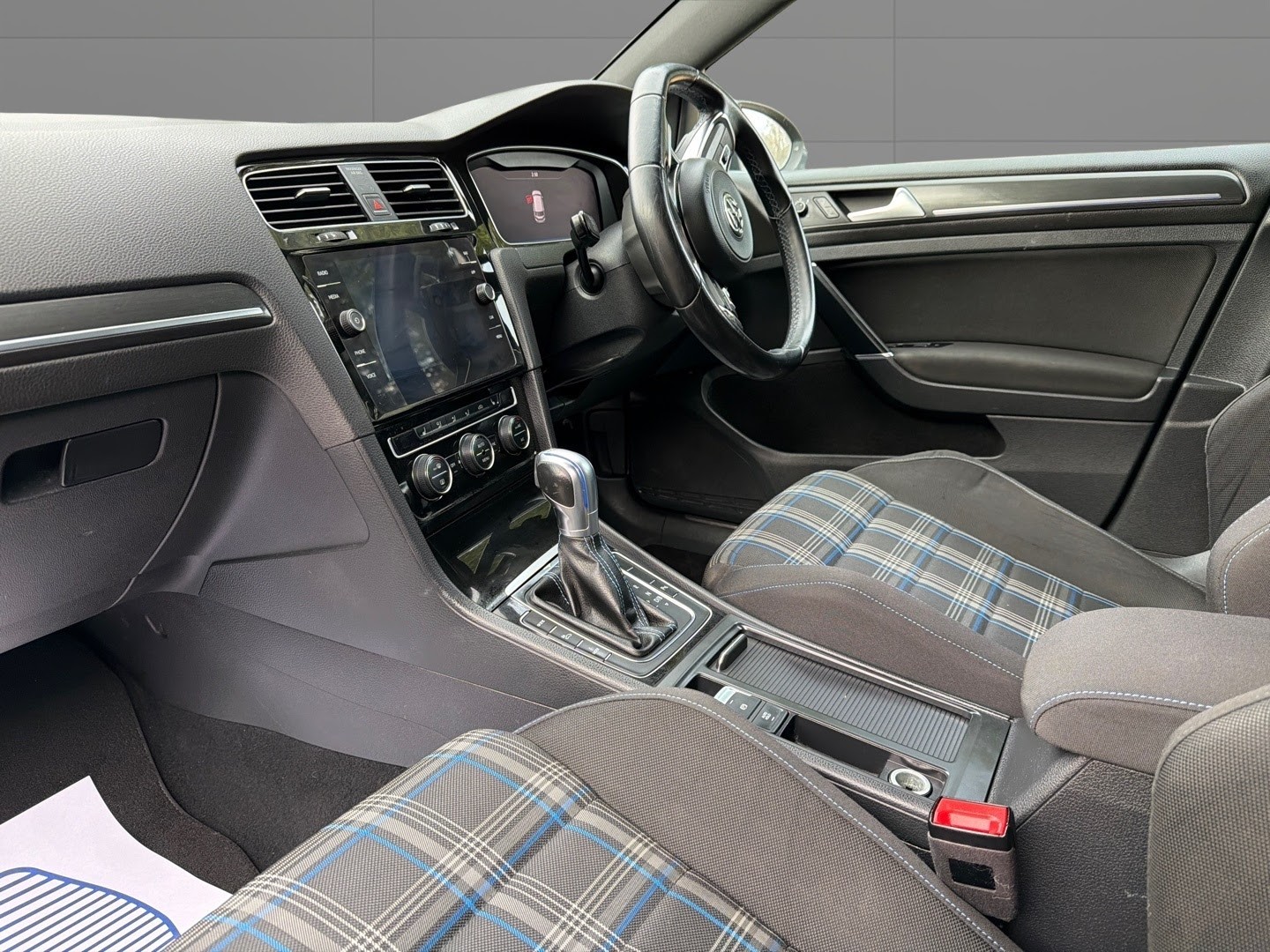 Used Volkswagen Golf 2018 for sale - 77643778: Photo 14