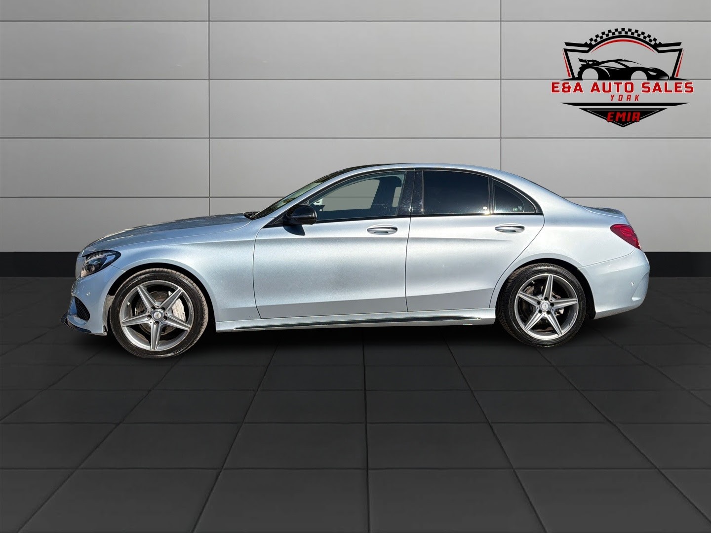 Used Mercedes-Benz C Class 2017 for sale - 78031745: Photo 4