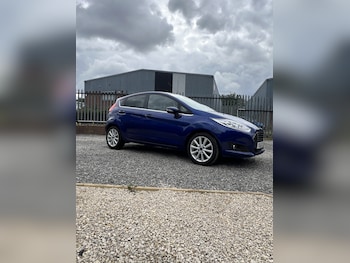 Used Ford Fiesta 2016 for sale - 76016750: Photo