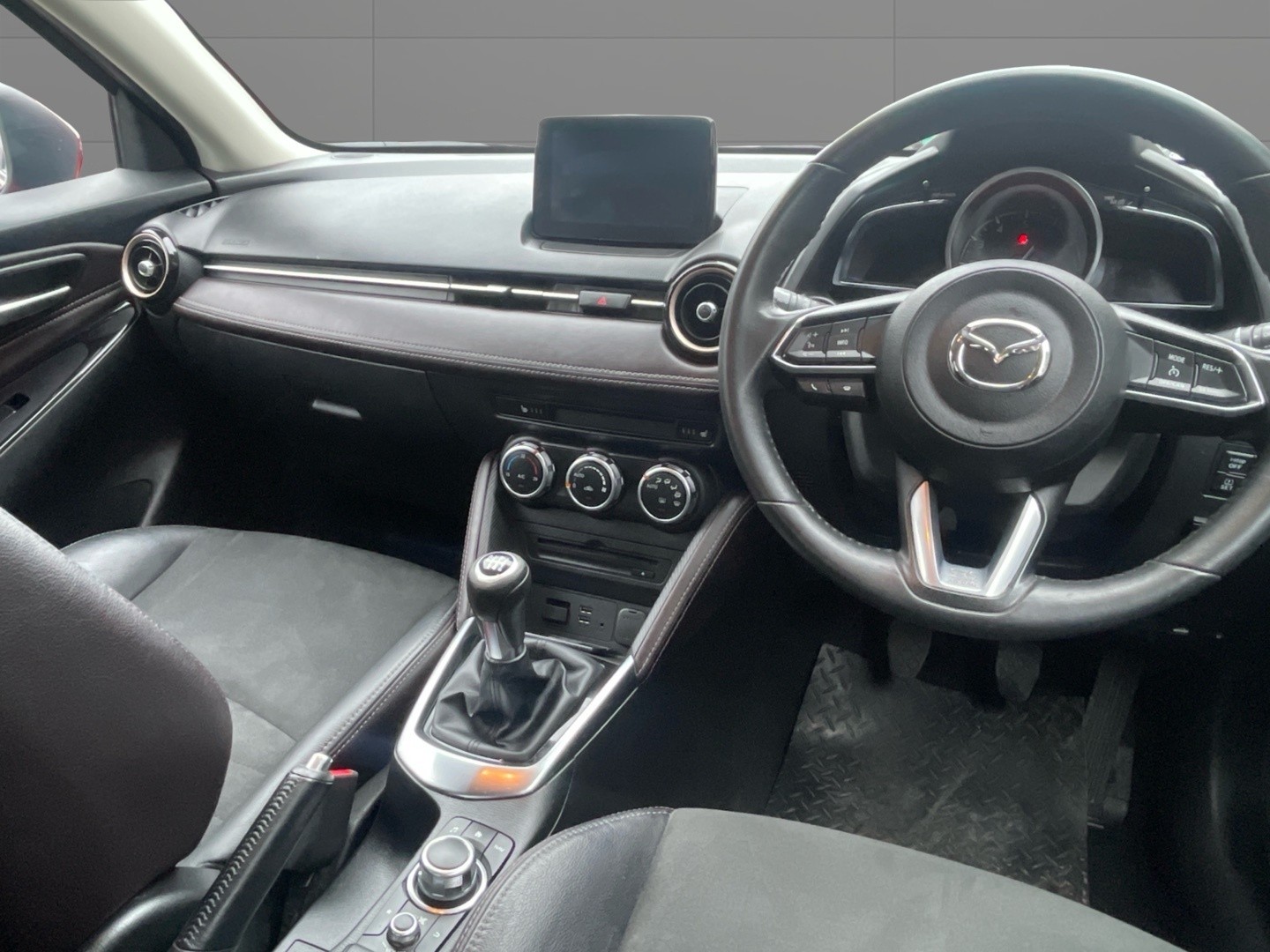 Used Mazda Mazda2 2019 for sale - 77245297: Photo 11