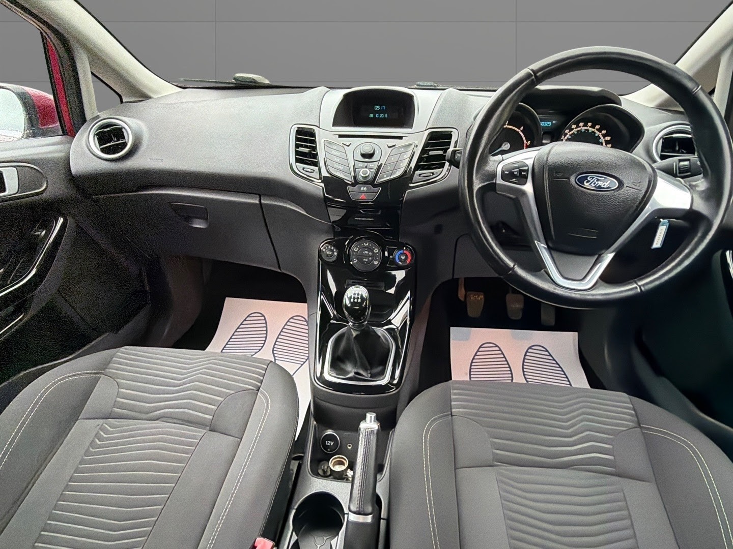 Used Ford Fiesta 2013 for sale - 77535979: Photo 16