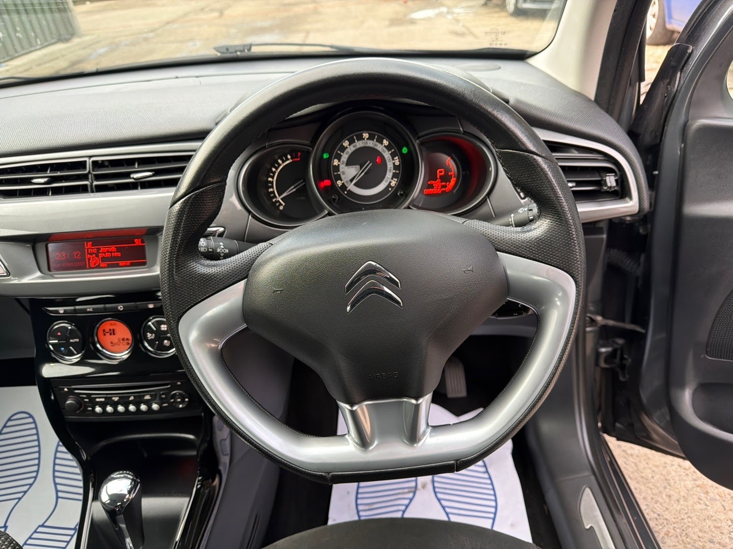 Used Citroen C3 2014 for sale - 76911049: Photo 18