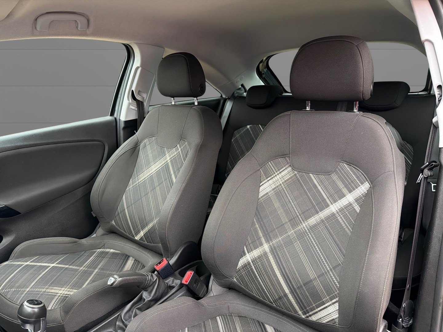 Used Vauxhall Corsa 2015 for sale - 77251201: Photo 13