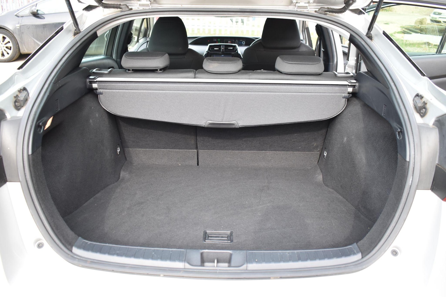 Used Toyota Prius 2024 for sale - 77659995: Photo 12