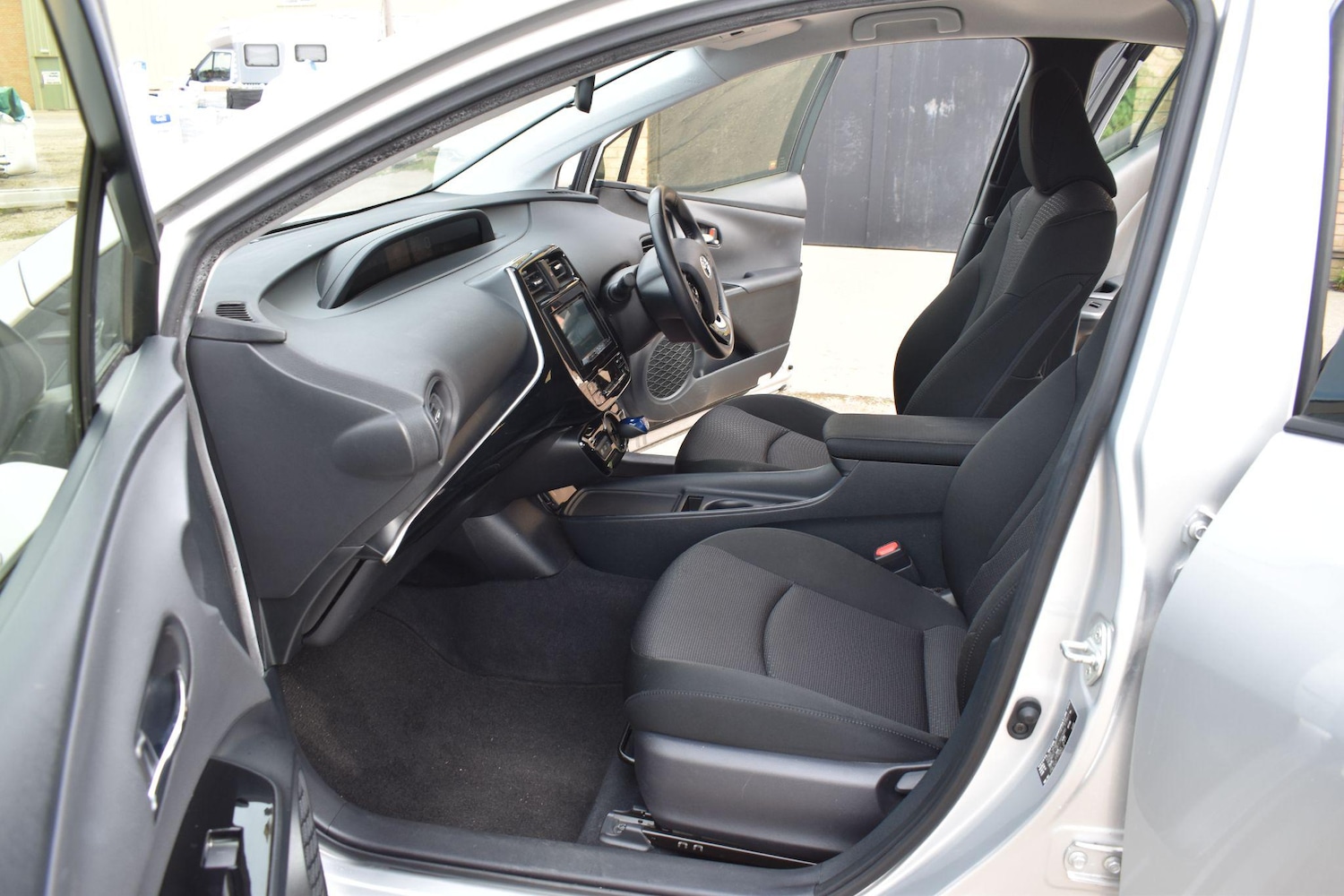 Used Toyota Prius 2024 for sale - 77659995: Photo 13