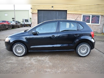 Used Volkswagen Polo 2013 for sale - 76910789: Photo
