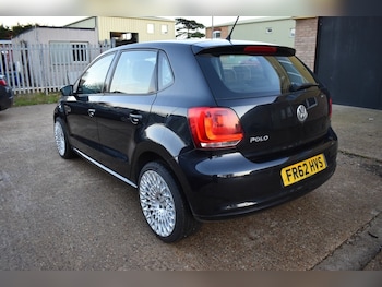 Used Volkswagen Polo 2013 for sale - 76910789: Photo