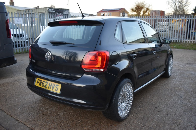 Used Volkswagen Polo 2013 for sale - 76910789: Photo 6