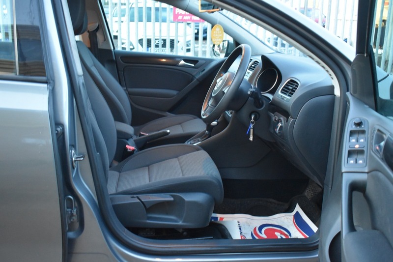 Used Volkswagen Golf 2010 for sale - 77121221: Photo 11