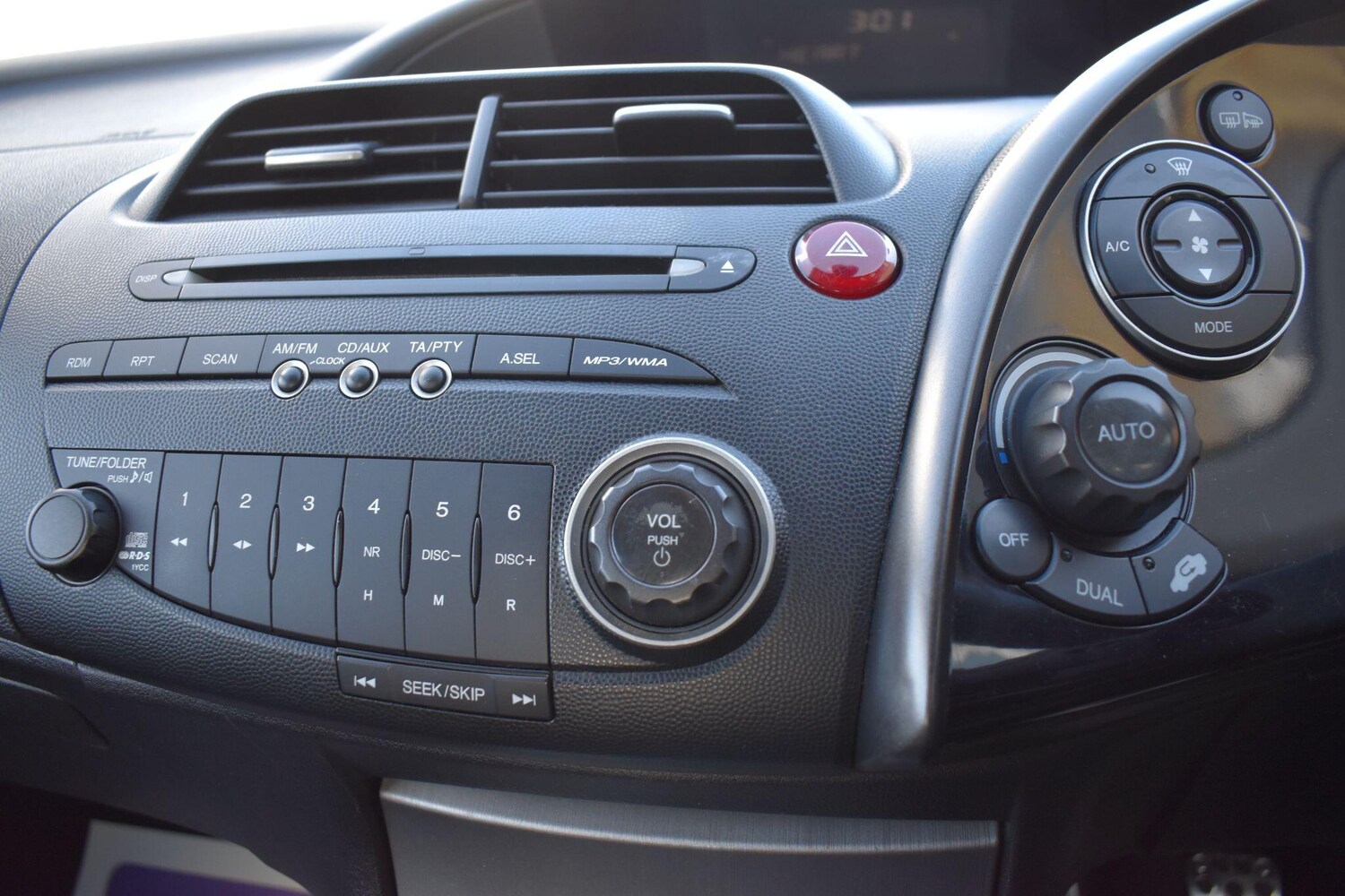 Used Honda Civic 2008 for sale - 77659991: Photo 18