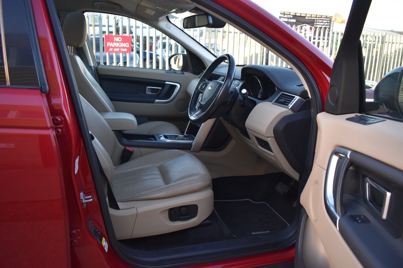 Used Land Rover Discovery Sport 2015 for sale - 77121214: Photo 11