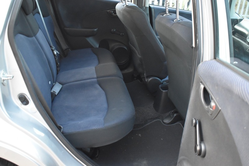 Used Honda Jazz 2014 for sale - 76019126: Photo 12