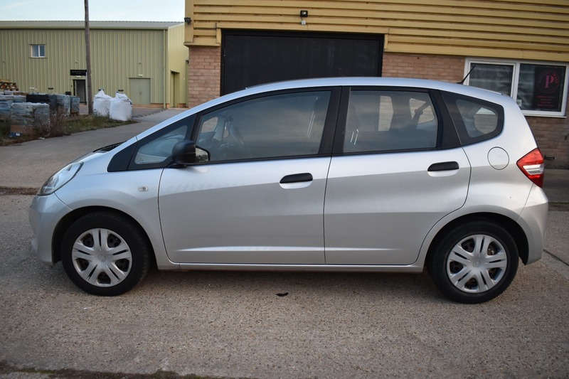 Used Honda Jazz 2014 for sale - 76019126: Photo 3