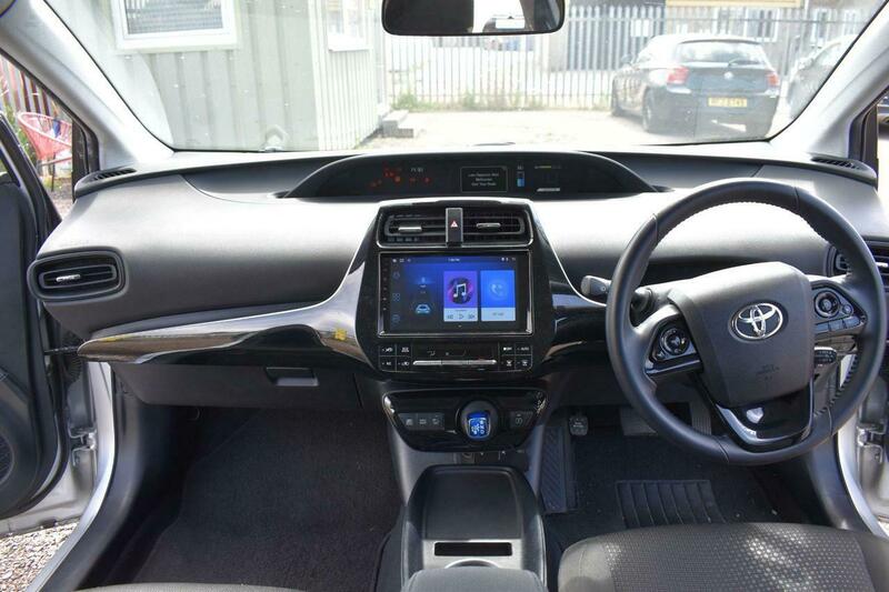 Used Toyota Prius 2024 for sale - 76618375: Photo 18