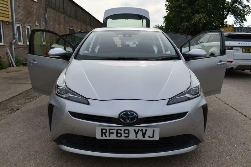 Used Toyota Prius 2024 for sale - 76618375: Photo 30