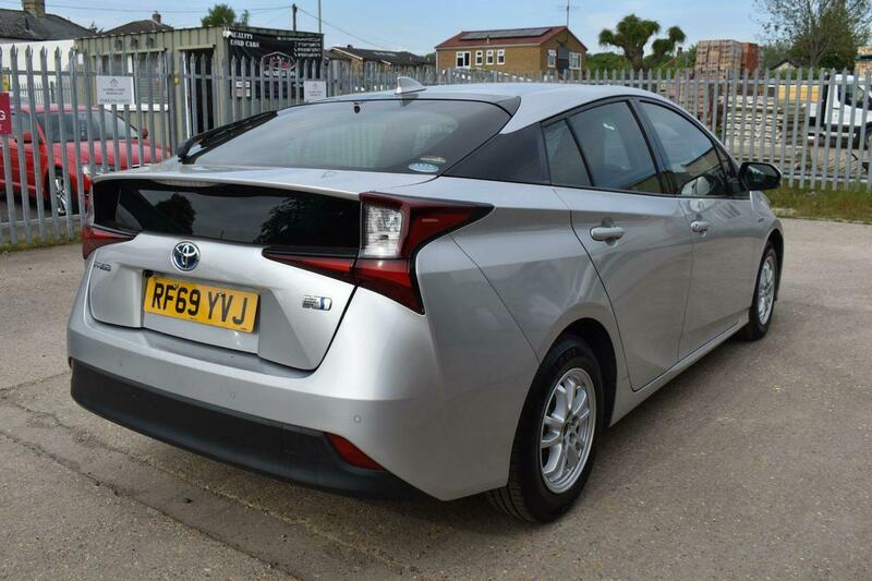 Used Toyota Prius 2024 for sale - 76618375: Photo 6