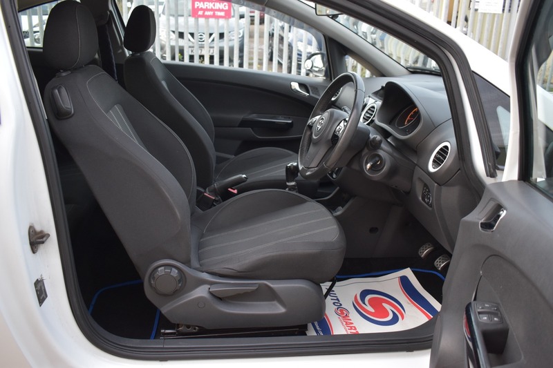 Used Vauxhall Corsa 2013 for sale - 76618322: Photo 11