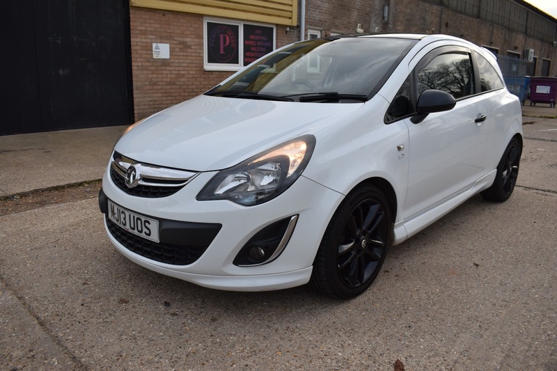Used Vauxhall Corsa 2013 for sale - 76618322: Photo 2