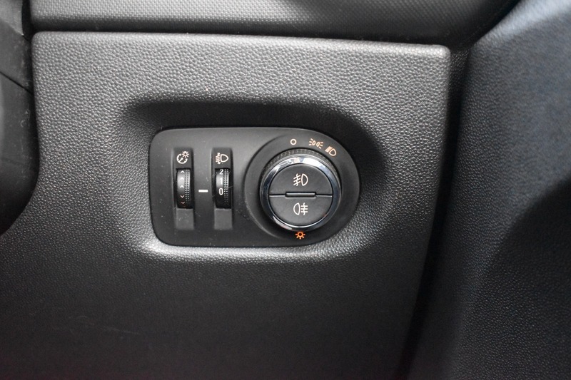 Used Vauxhall Corsa 2013 for sale - 76618322: Photo 21