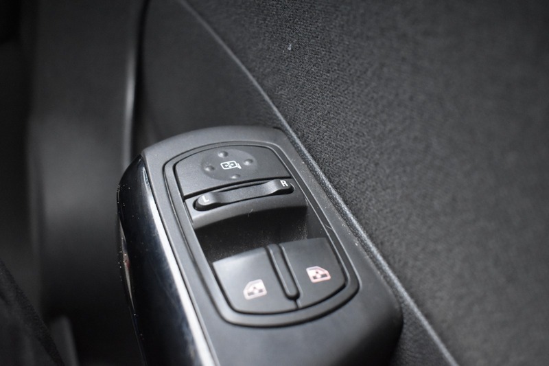 Used Vauxhall Corsa 2013 for sale - 76618322: Photo 22