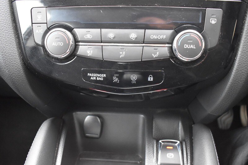 Used Nissan Qashqai 2017 for sale - 76093080: Photo 22