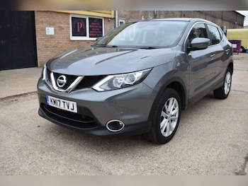 Used Nissan Qashqai 2017 for sale - 76093080: Photo