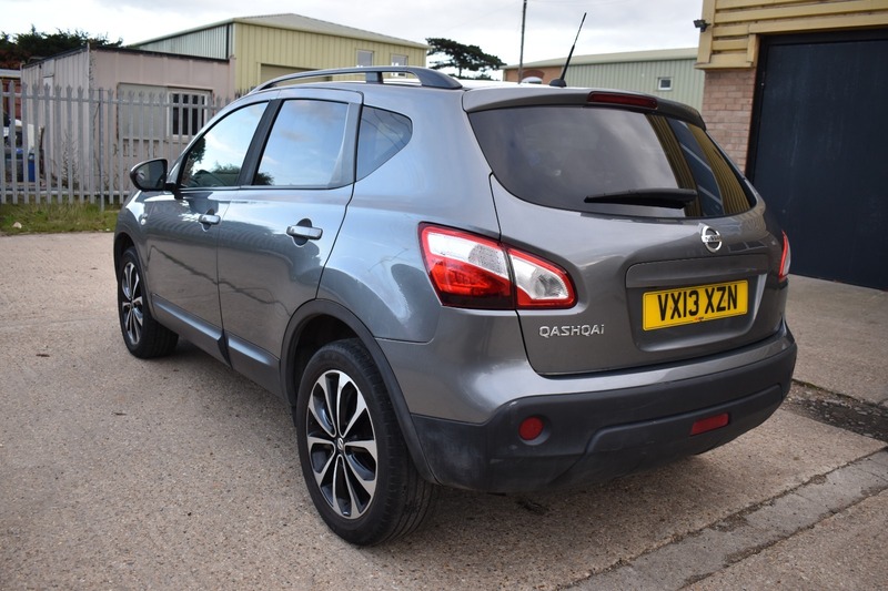 Used Nissan Qashqai 2013 for sale - 76618316: Photo 4
