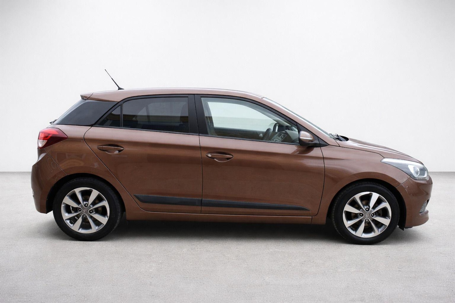Used Hyundai i20 2016 for sale - 78047597: Photo 6