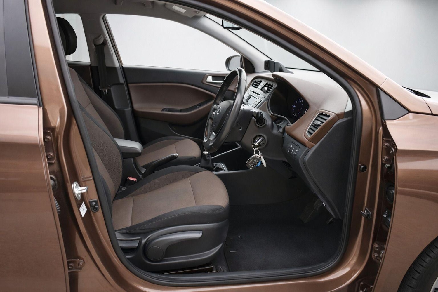 Used Hyundai i20 2016 for sale - 78047597: Photo 9