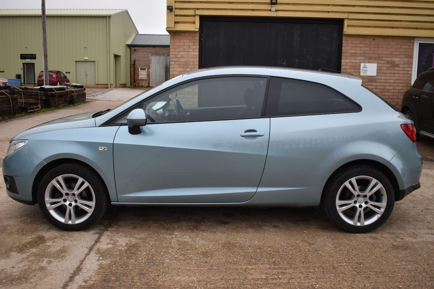Used SEAT Ibiza 2010 for sale - 77794048: Photo 2