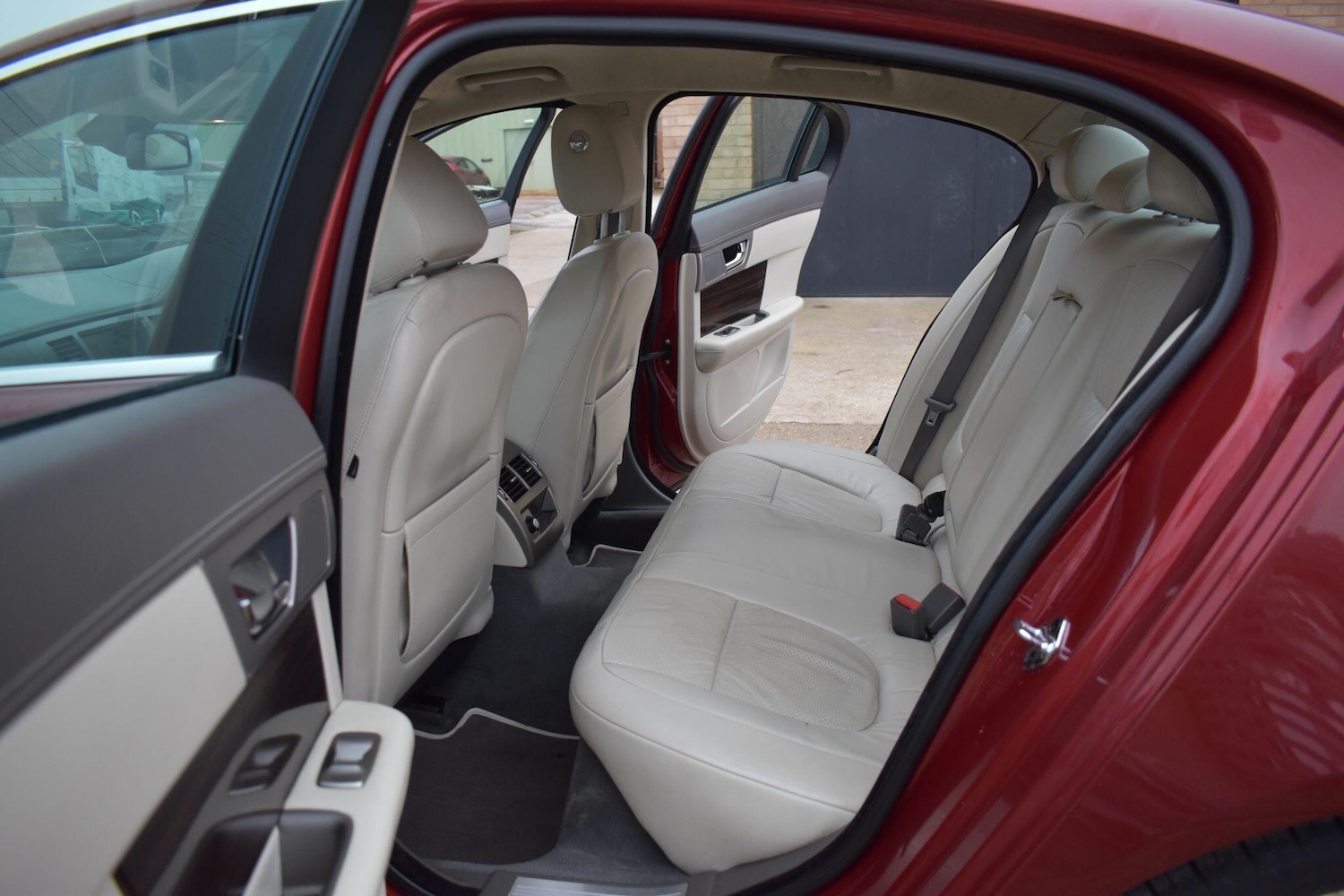 Used Jaguar XF 2011 for sale - 77793509: Photo 15