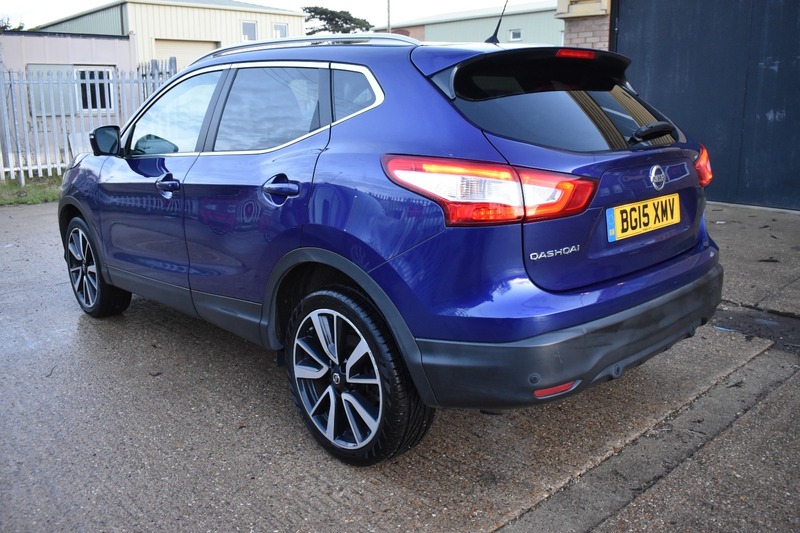 Used Nissan Qashqai 2015 for sale - 77014694: Photo 4