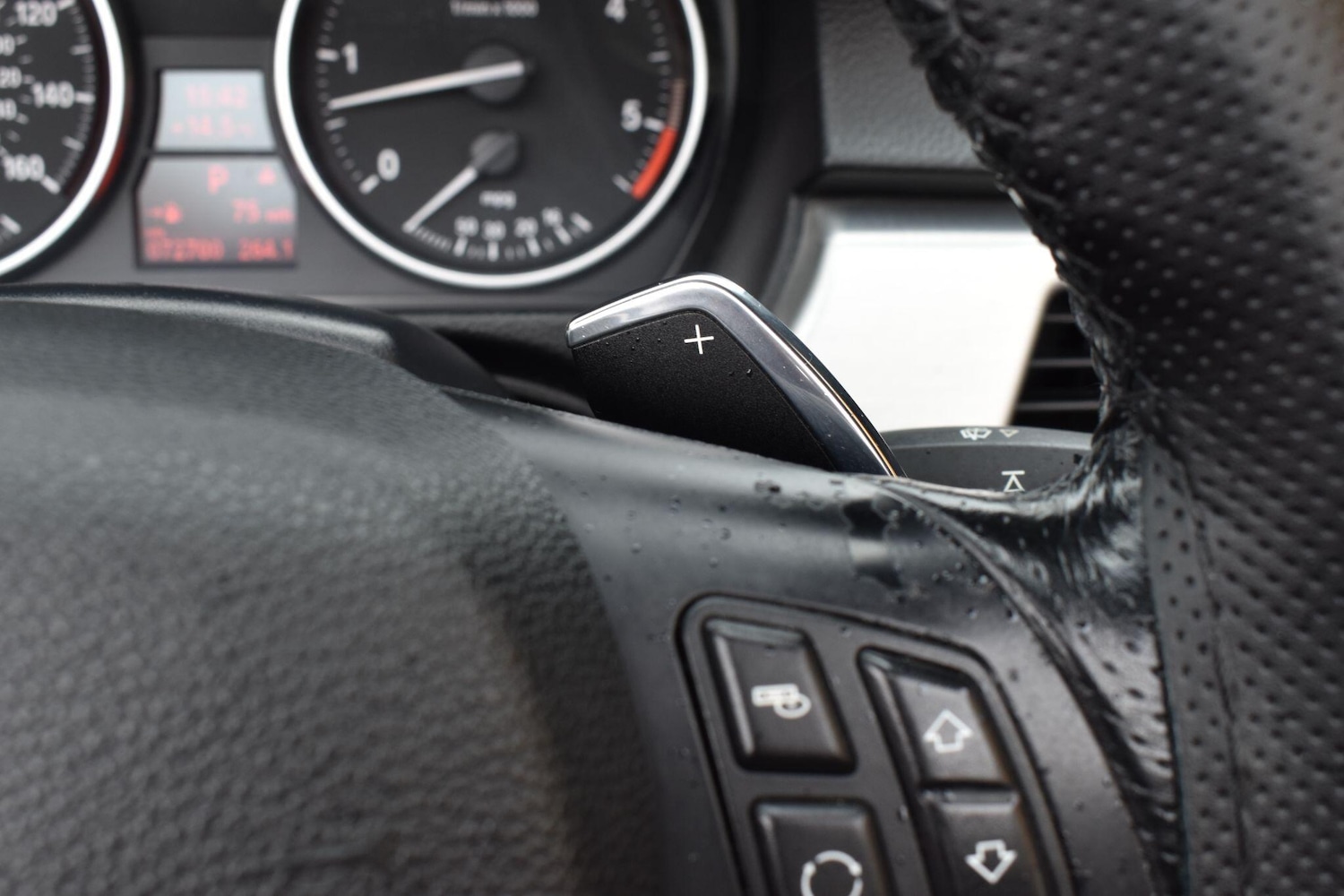 Used BMW 3 Series 2010 for sale - 77659992: Photo 32