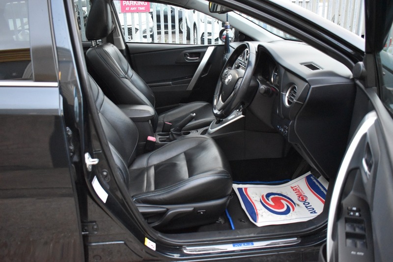 Used Toyota Auris 2015 for sale - 76884528: Photo 11