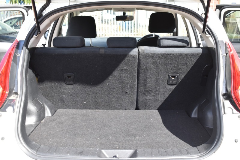 Used Nissan Juke 2014 for sale - 76618346: Photo 14