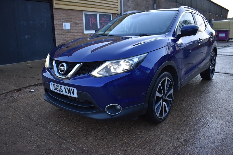 Used Nissan Qashqai 2015 for sale - 77121220: Photo 2