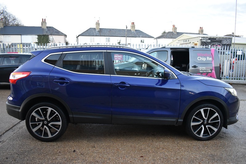 Used Nissan Qashqai 2015 for sale - 77121220: Photo 7