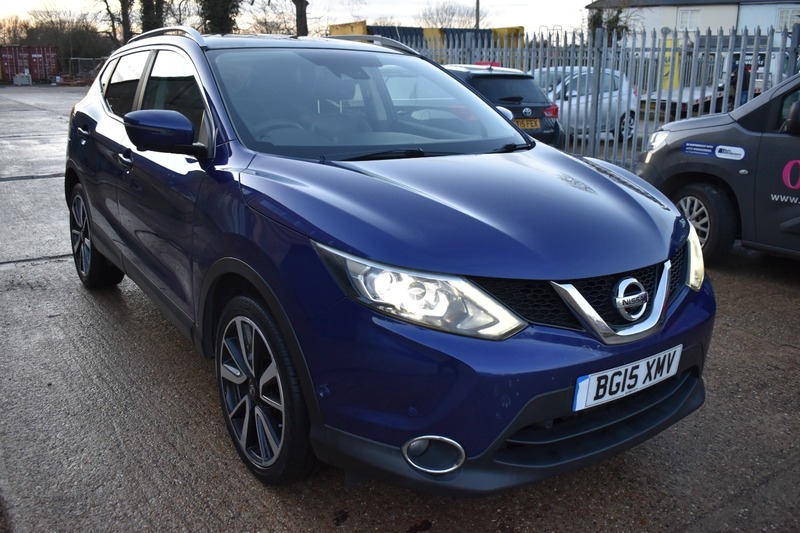 Used Nissan Qashqai 2015 for sale - 77121220: Photo 8