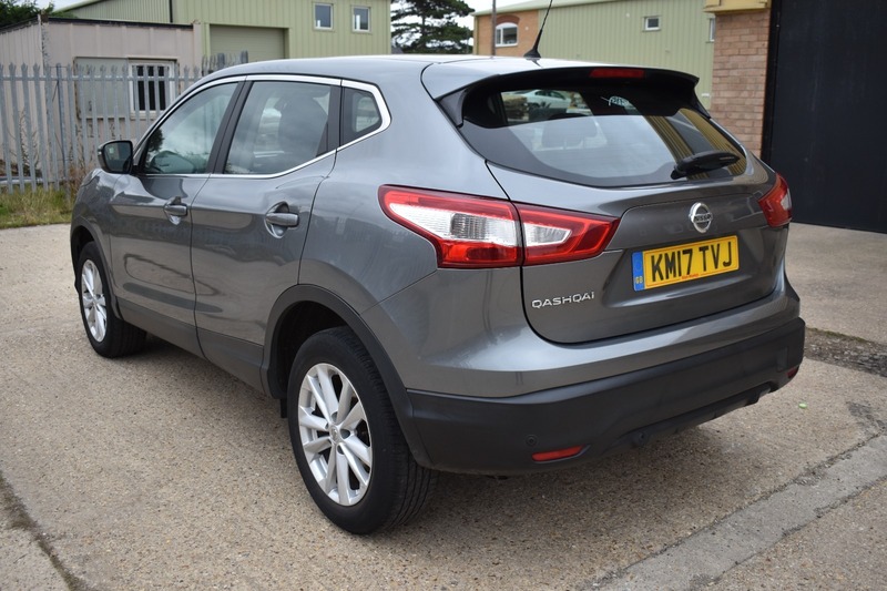 Used Nissan Qashqai 2017 for sale - 77121211: Photo 4