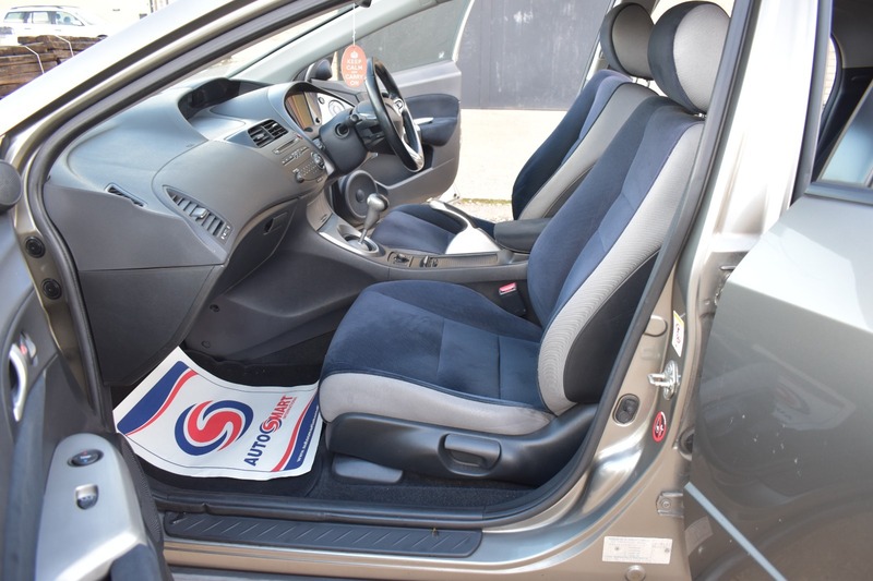 Used Honda Civic 2008 for sale - 76618310: Photo 11