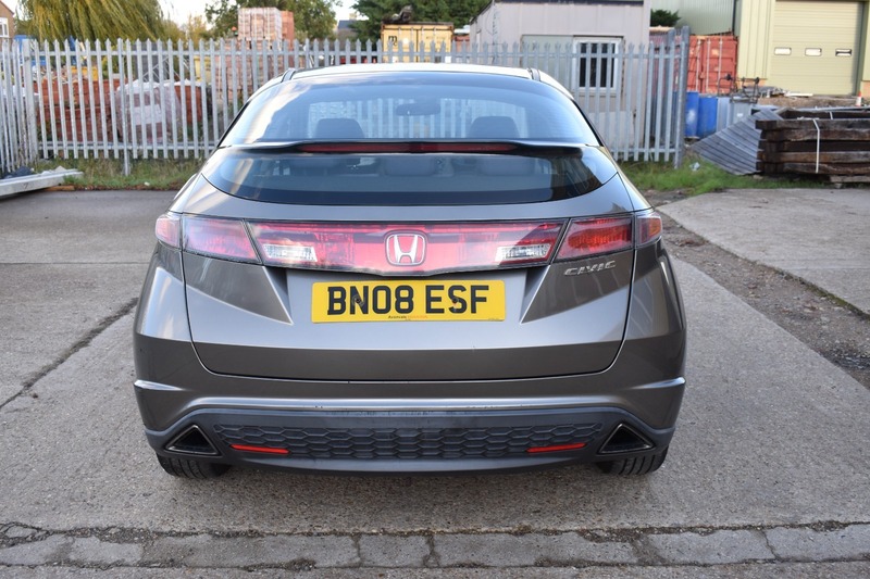 Used Honda Civic 2008 for sale - 76618310: Photo 4