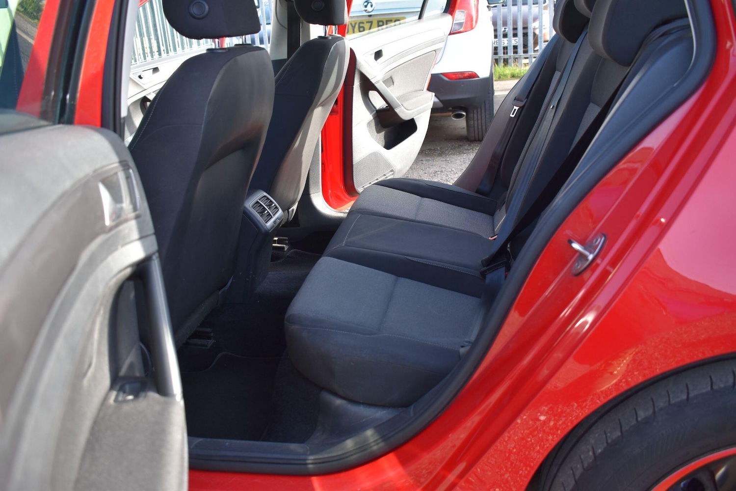 Used Volkswagen Golf for sale - 77671847: Photo 14