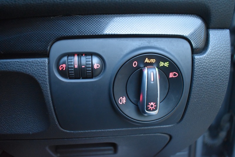 Used Volkswagen Golf 2010 for sale - 77027770: Photo 24